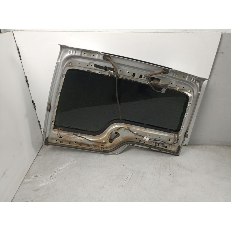 Recambio de porton trasero para land rover discovery iii (l319) 2.7 td 4x4 referencia OEM IAM BHA780070  