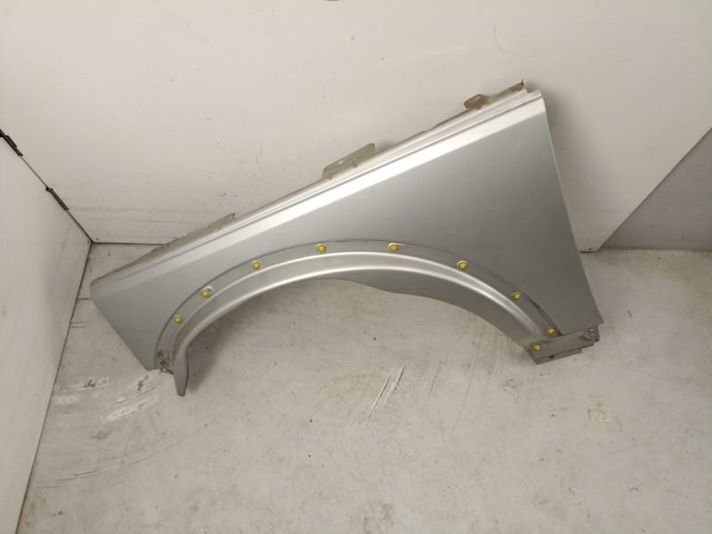 Recambio de aleta delantera izquierda para land rover discovery iii (l319) 2.7 td 4x4 referencia OEM IAM ASB780030  