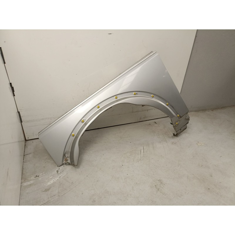 Recambio de aleta delantera izquierda para land rover discovery iii (l319) 2.7 td 4x4 referencia OEM IAM ASB780030  