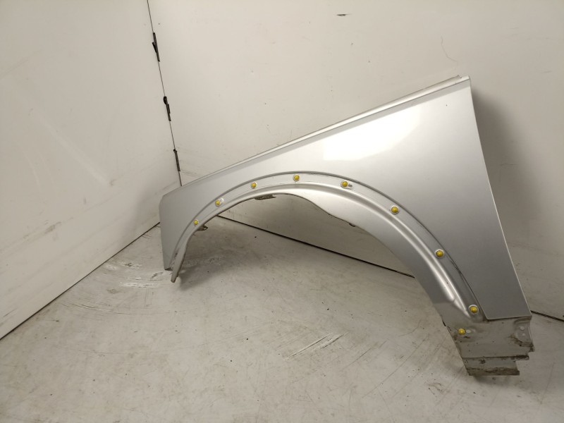 Recambio de aleta delantera izquierda para land rover discovery iii (l319) 2.7 td 4x4 referencia OEM IAM ASB780030  