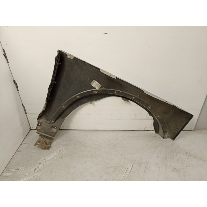 Recambio de aleta delantera izquierda para land rover discovery iii (l319) 2.7 td 4x4 referencia OEM IAM ASB780030  