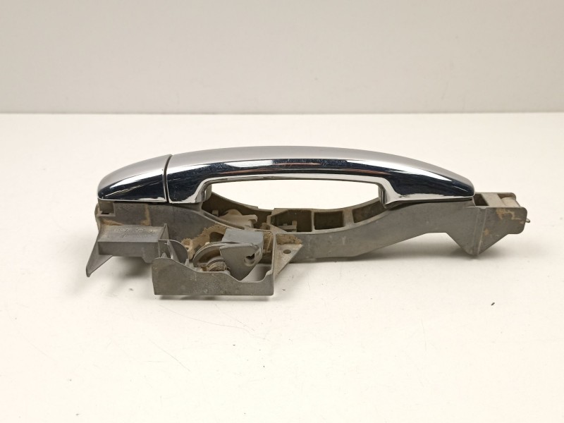 Recambio de manilla trasera izquierda para citroën c3 ii (sc_) 1.2 vti 82 referencia OEM IAM 9684560080  