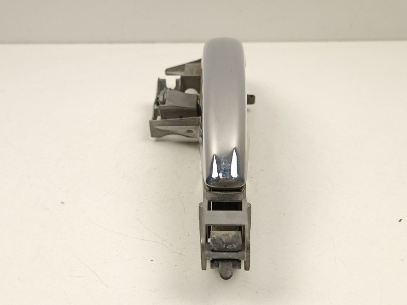 Recambio de manilla delantera izquierda para citroën c3 ii (sc_) 1.2 vti 82 referencia OEM IAM 9684560080  