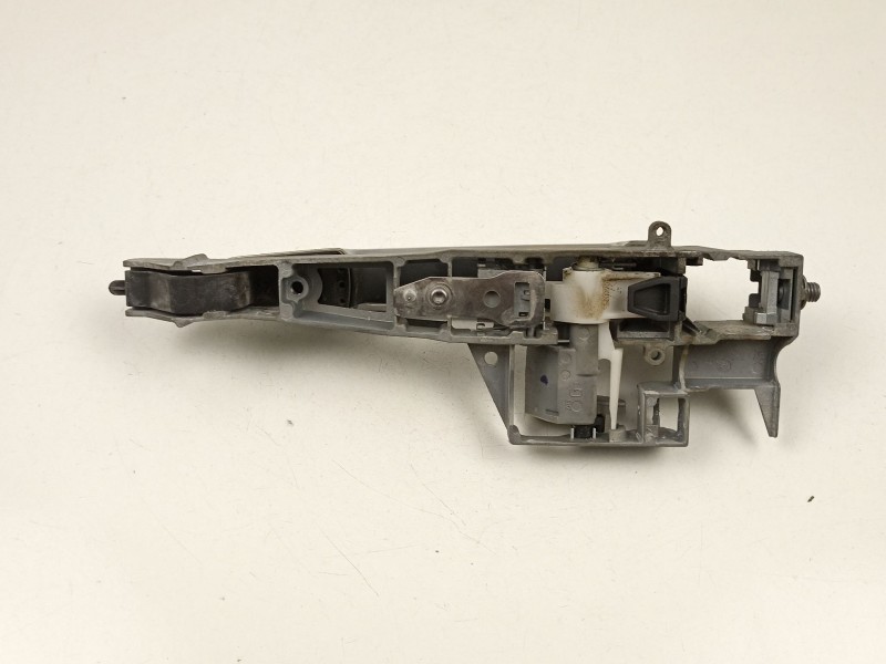 Recambio de manilla delantera izquierda para citroën c3 ii (sc_) 1.2 vti 82 referencia OEM IAM 9684560080  