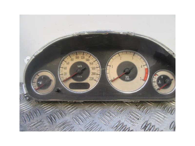 Recambio de cuadro instrumentos : chrysler voyager : 2.5 td (142,76cv) [2002] para chrysler voyager 2.5 td referencia OEM IAM P0
