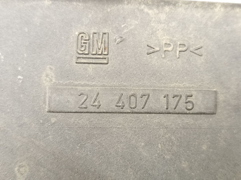 Recambio de antiniebla derecho para opel zafira a monospace (t98) 2.0 dti 16v (f75) referencia OEM IAM 24407175  