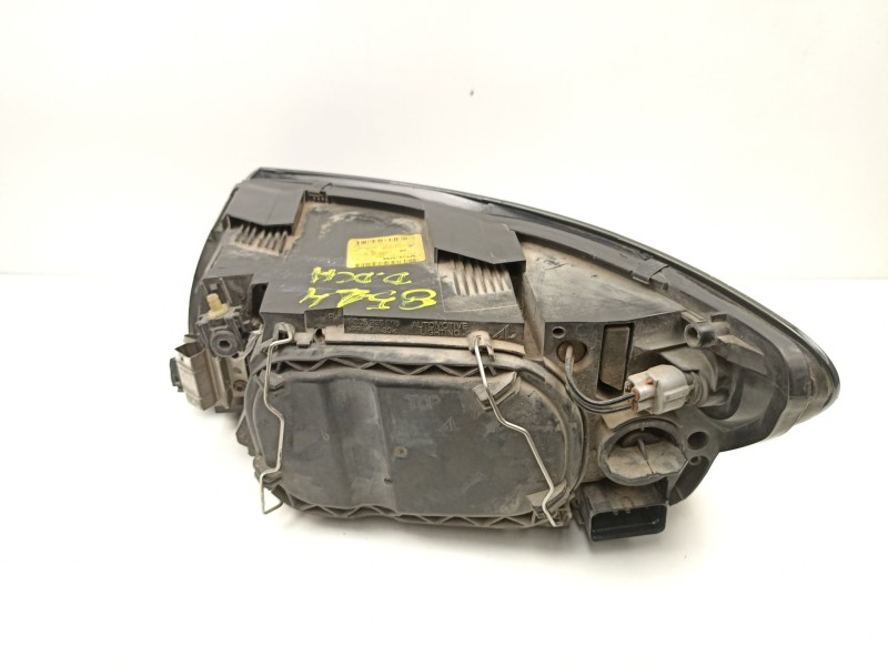 Recambio de faro derecho para volvo s40 ii (544) 1.6 d referencia OEM IAM 31213185 0301198202 