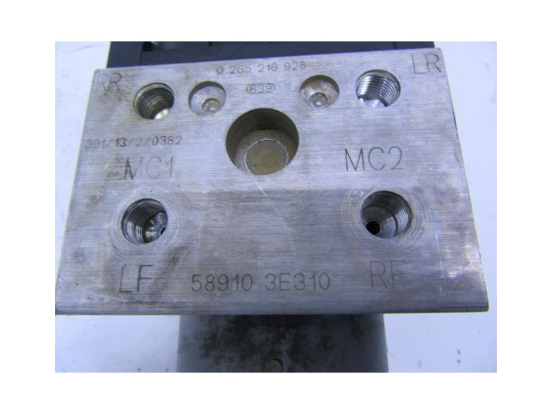 Recambio de abs : kia sorento : 2.5 crdi (140,04cv) [2004] para kia sorento 2.5 crdi referencia OEM IAM 026521692858910-3E310  