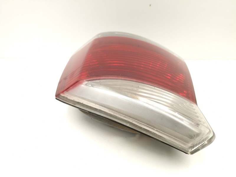 Recambio de piloto trasero derecho para opel vectra c (z02) 1.9 cdti (f69) referencia OEM IAM 13131002  