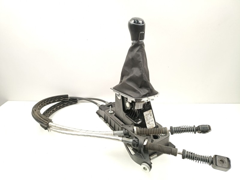 Recambio de palanca cambio manual para volkswagen tiguan (ad1, ax1) 2.0 tdi referencia OEM IAM 5QA711049C  