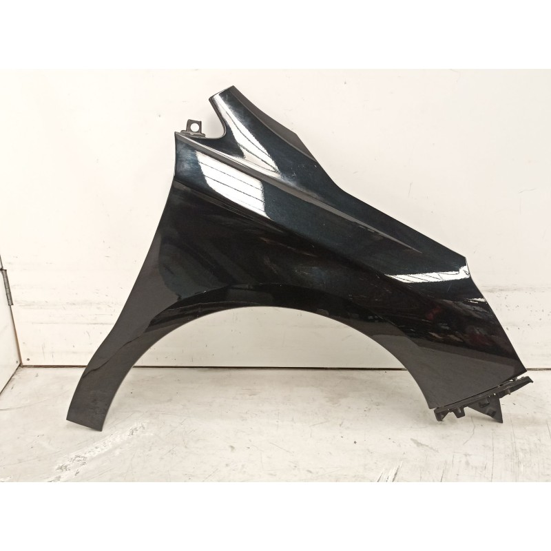 Recambio de aleta delantera derecha para citroën c4 ii (nc_) 1.2 thp 110 referencia OEM IAM 7841AX  