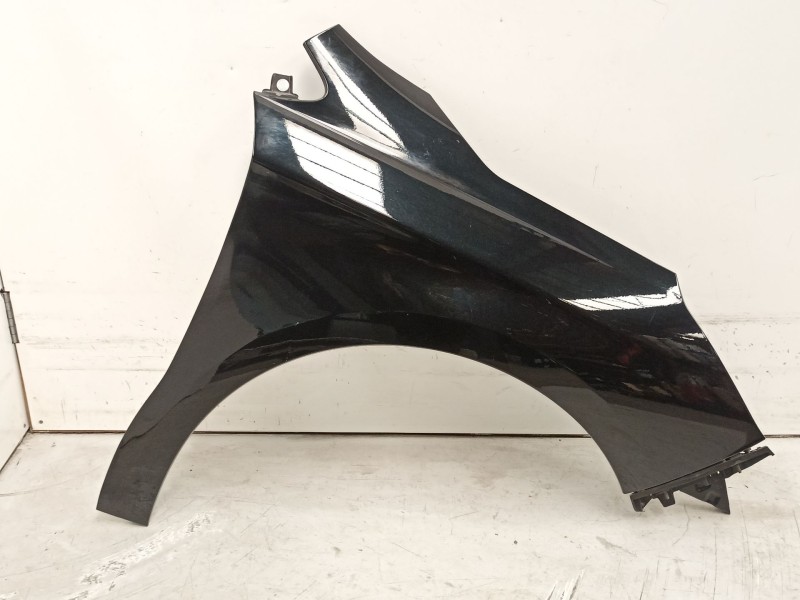 Recambio de aleta delantera derecha para citroën c4 ii (nc_) 1.2 thp 110 referencia OEM IAM 7841AX  