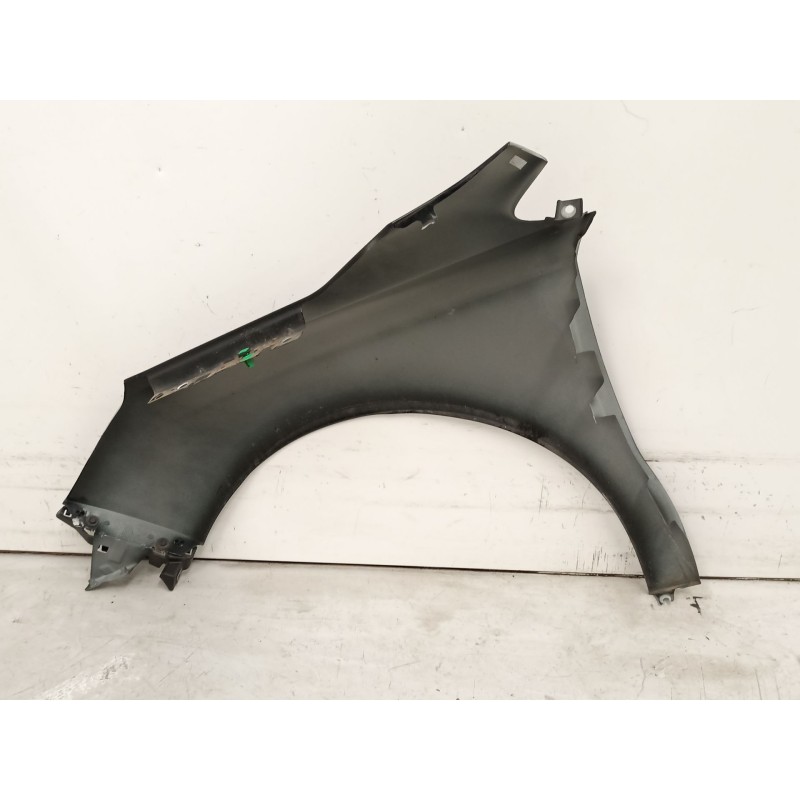 Recambio de aleta delantera derecha para citroën c4 ii (nc_) 1.2 thp 110 referencia OEM IAM 7841AX  