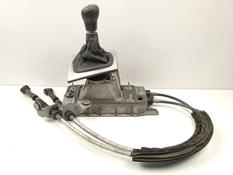 Recambio de palanca cambio manual para audi a3 (8p1) 2.0 tdi 16v referencia OEM IAM 1K0711049AT  