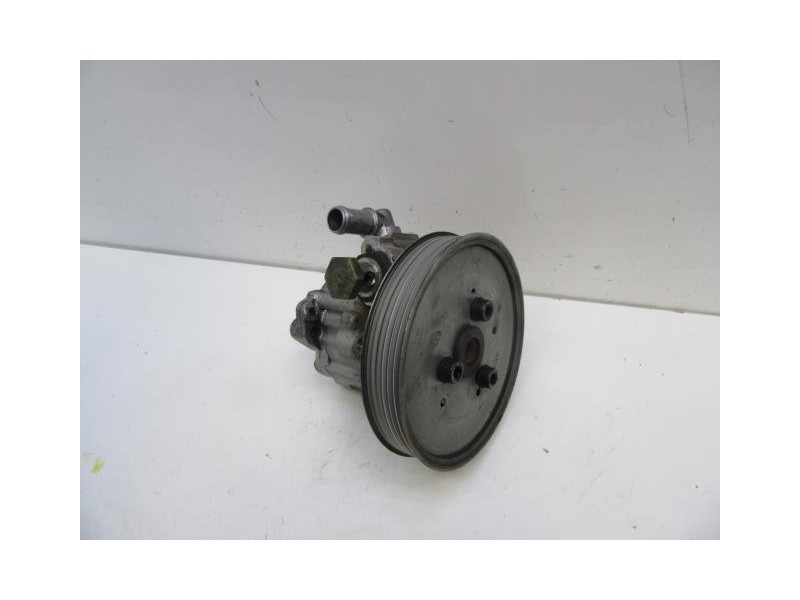 Recambio de bomba dirección : audi a6 : 2.5 td (149,56cv) [2002] para audi a6 2.5 td referencia OEM IAM 4B0145155R  