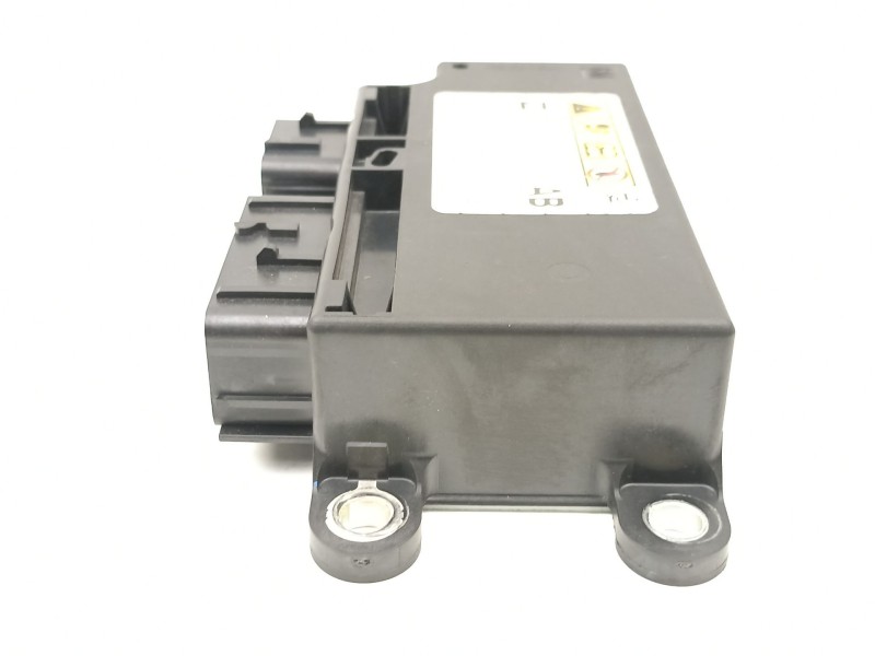 Recambio de centralita airbag para chevrolet orlando (j309) 2.0 d referencia OEM IAM 13582437  