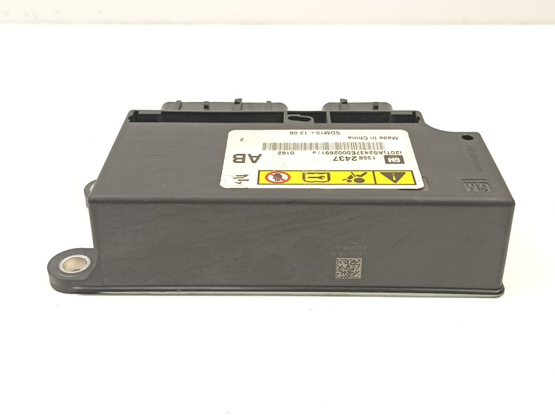 Recambio de centralita airbag para chevrolet orlando (j309) 2.0 d referencia OEM IAM 13582437  