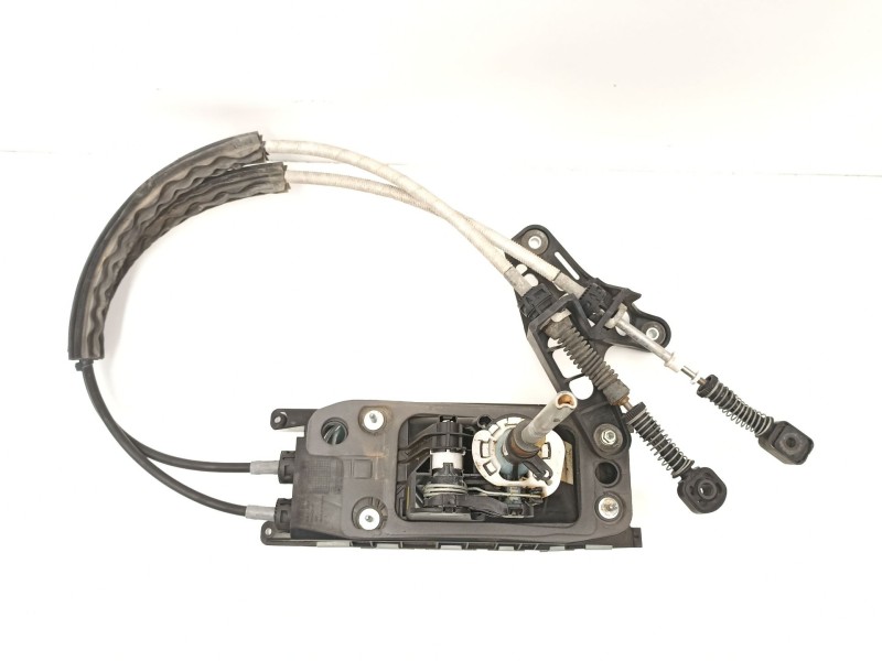 Recambio de palanca cambio manual para volkswagen golf 1.6 td referencia OEM IAM 5Q0711049AP  