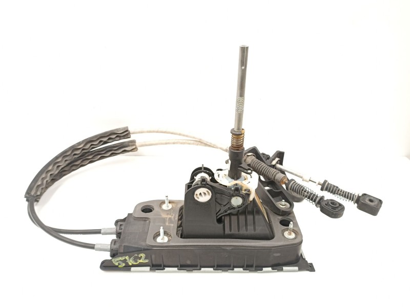 Recambio de palanca cambio manual para volkswagen golf 1.6 td referencia OEM IAM 5Q0711049AP  