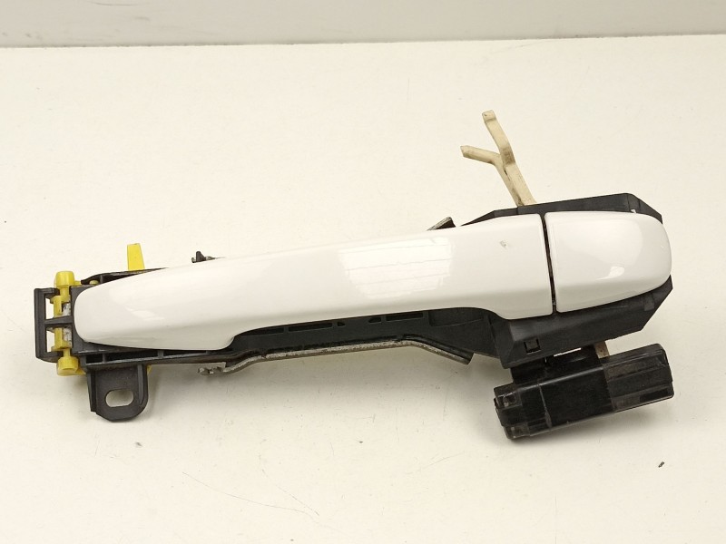 Recambio de manilla trasera derecha para toyota prius zvw30 prius advance referencia OEM IAM 6920347020  