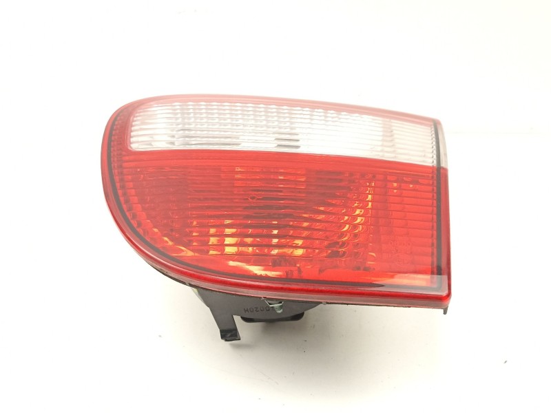 Recambio de piloto porton derecho para seat leon (1m1) 1.9 tdi referencia OEM IAM 1M6945092B  