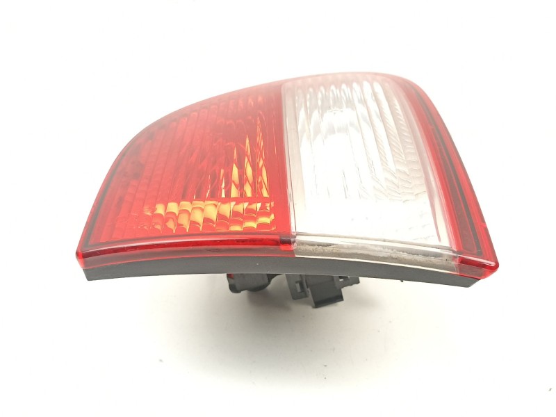 Recambio de piloto porton derecho para seat leon (1m1) 1.9 tdi referencia OEM IAM 1M6945092B  