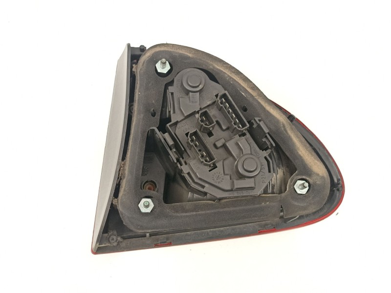 Recambio de piloto trasero izquierdo para seat leon (1m1) 1.9 tdi referencia OEM IAM 1M6945111  