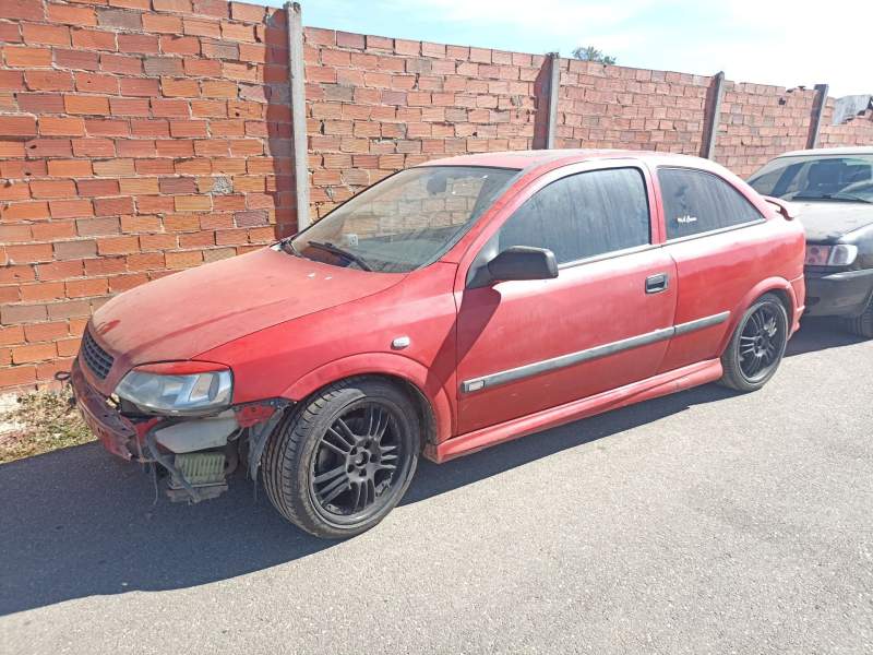 opel astra g hatchback (t98) del año 2000