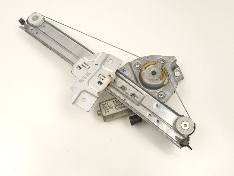 Recambio de elevalunas trasero derecho para dacia duster (hs_) 1.5 dci referencia OEM IAM 8200733832  