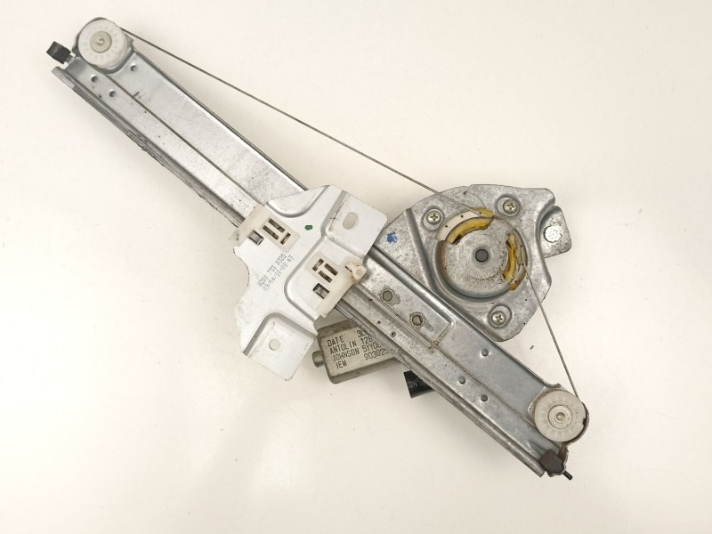 Recambio de elevalunas trasero derecho para dacia duster (hs_) 1.5 dci referencia OEM IAM 8200733832  