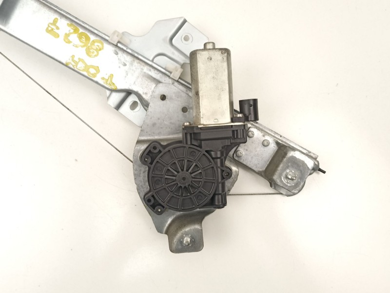 Recambio de elevalunas trasero derecho para dacia duster (hs_) 1.5 dci referencia OEM IAM 8200733832  