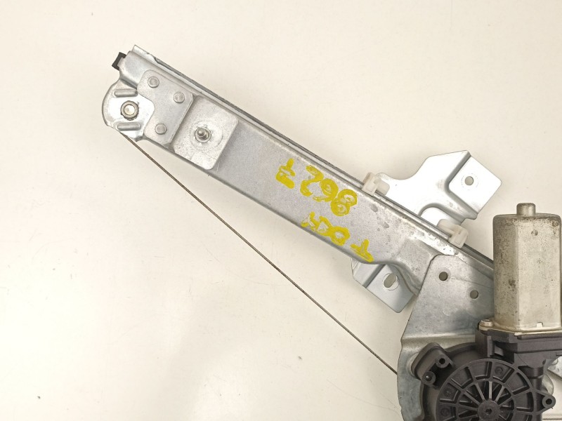 Recambio de elevalunas trasero derecho para dacia duster (hs_) 1.5 dci referencia OEM IAM 8200733832  