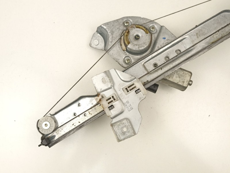 Recambio de elevalunas delantero izquierdo para dacia duster (hs_) 1.5 dci referencia OEM IAM 8200733829  