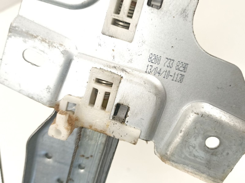 Recambio de elevalunas delantero izquierdo para dacia duster (hs_) 1.5 dci referencia OEM IAM 8200733829  