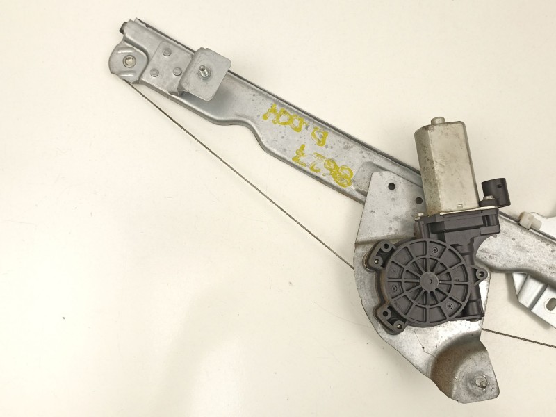 Recambio de elevalunas delantero derecho para dacia duster (hs_) 1.5 dci referencia OEM IAM 8200733828  