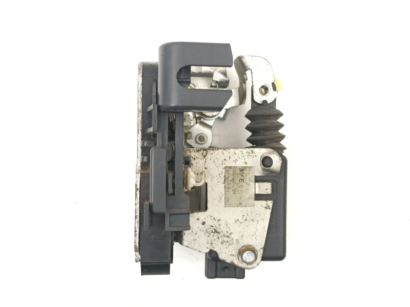 Recambio de cerradura puerta delantera derecha para dacia duster (hs_) 1.5 dci referencia OEM IAM 8200735224  