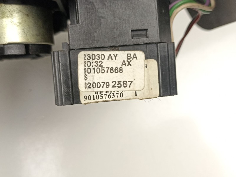 Recambio de mando luces y limpias para dacia duster (hs_) 1.5 dci referencia OEM IAM 8200792587  