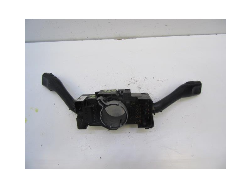 Recambio de mando luces y limpias : audi a6 : 2.5 td (149,56cv) [2002] para audi a6 2.5 td referencia OEM IAM 8L0953513G  