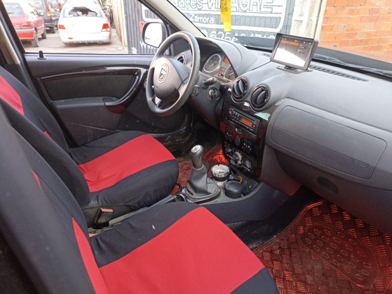 Recambio de carroceria para dacia duster (hs_) 1.5 dci referencia OEM IAM   