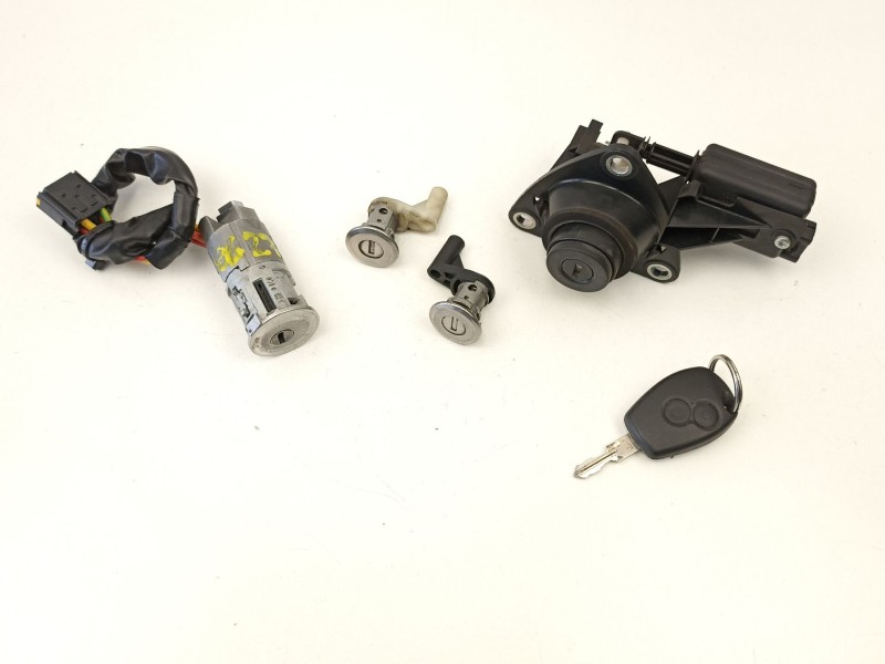 Recambio de conmutador de arranque para dacia duster (hs_) 1.5 dci referencia OEM IAM 6001546809  