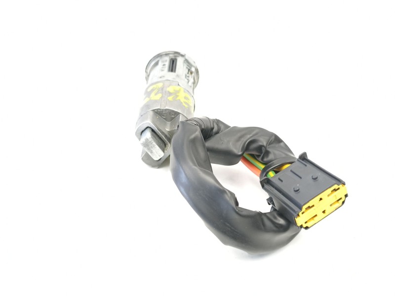 Recambio de conmutador de arranque para dacia duster (hs_) 1.5 dci referencia OEM IAM 6001546809  