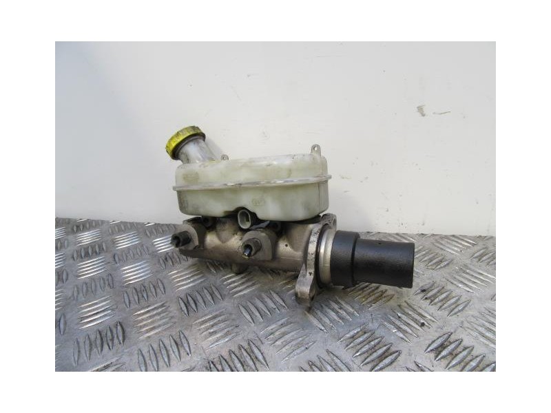 Recambio de bomba de freno : chrysler voyager : 2.5 td (142,76cv) [2002] para chrysler voyager 2.5 td referencia OEM IAM P046832