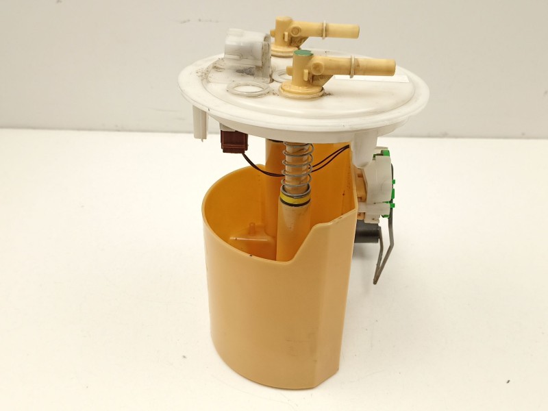 Recambio de bomba combustible aforador para dacia duster (hs_) 1.5 dci referencia OEM IAM 172023705R  