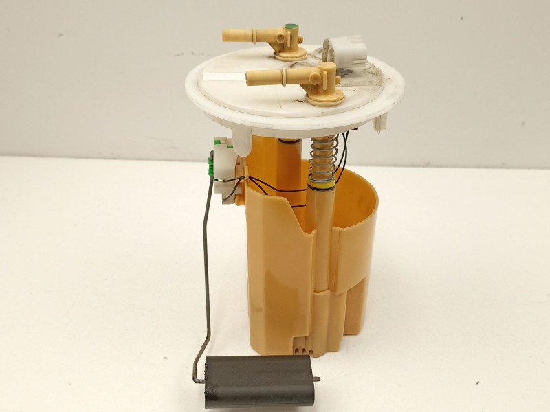 Recambio de bomba combustible aforador para dacia duster (hs_) 1.5 dci referencia OEM IAM 172023705R  