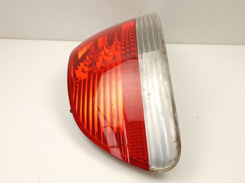 Recambio de piloto trasero izquierdo para bmw 7 (e65, e66, e67) 745 i, li referencia OEM IAM 63217164735  