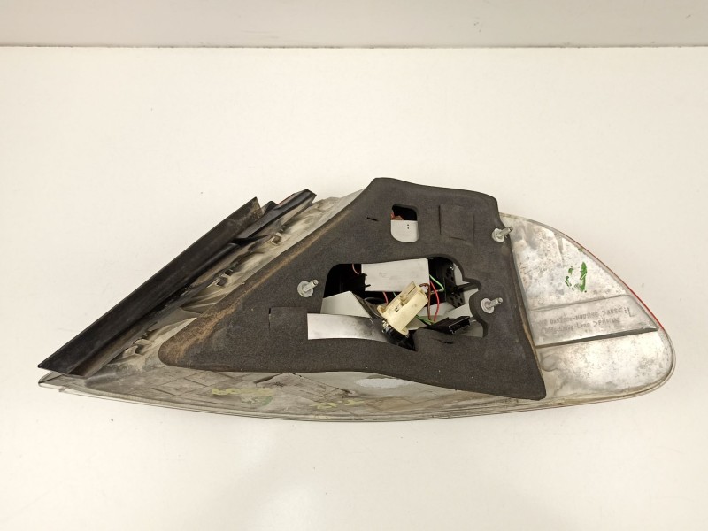 Recambio de piloto trasero izquierdo para bmw 7 (e65, e66, e67) 745 i, li referencia OEM IAM 63217164735  