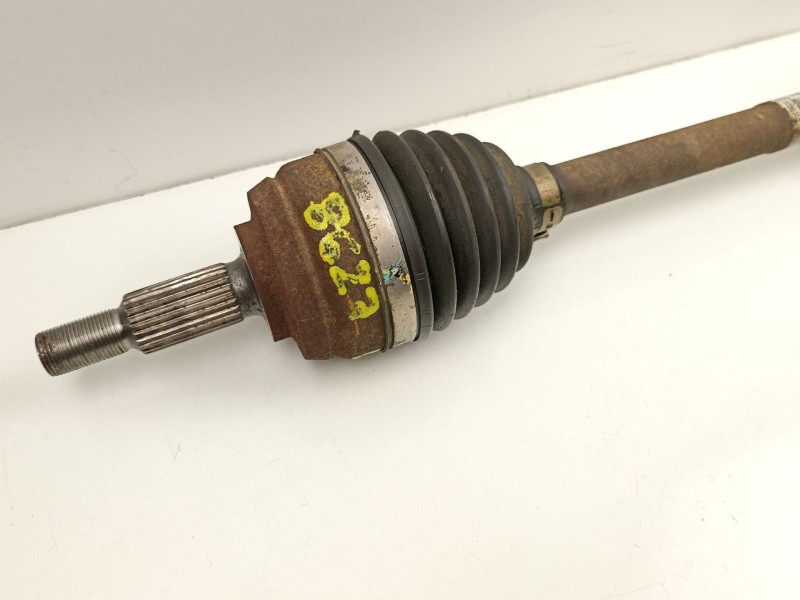 Recambio de transmision delantera derecha para dacia duster (hs_) 1.5 dci referencia OEM IAM 8200930507  