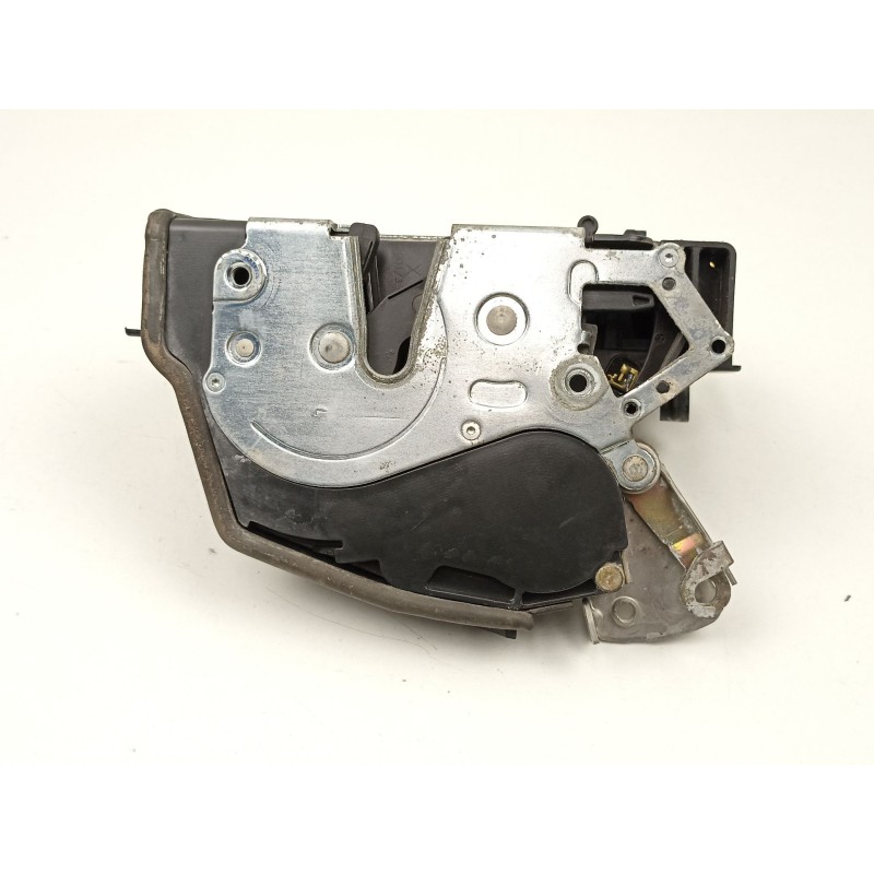 Recambio de cerradura puerta trasera izquierda para bmw 7 (e65, e66, e67) 745 i, li referencia OEM IAM 7012145  