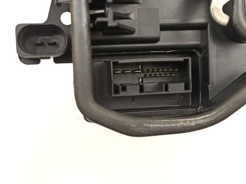 Recambio de cerradura puerta delantera izquierda para bmw 7 (e65, e66, e67) 745 i, li referencia OEM IAM 7012141  