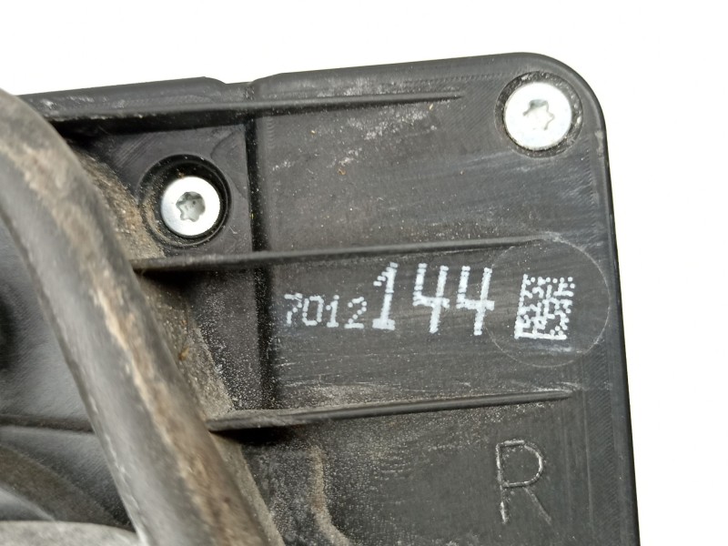 Recambio de cerradura puerta delantera derecha para bmw 7 (e65, e66, e67) 745 i, li referencia OEM IAM 7012144  